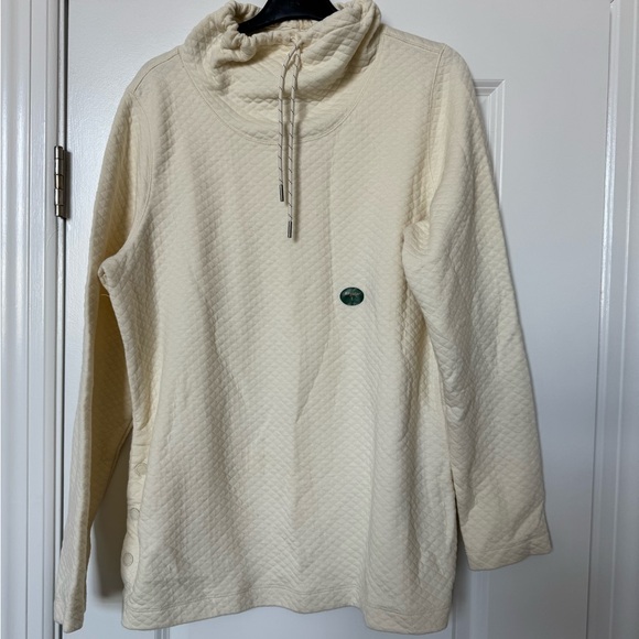 L.L. Bean Women's SoftLight Quilted Top, Funnelneck Pullover - Picture 4 of 4